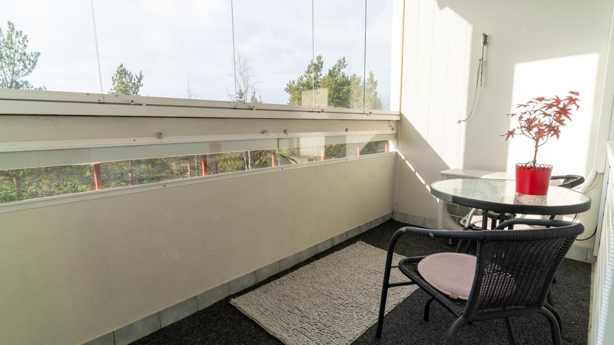 Spacious 68M2 Apartment With Fabulous Forest View And Aircon Järvenpää Esterno foto